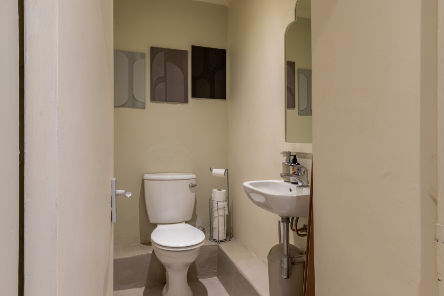 To Let 1 Bedroom Property for Rent in Gardens Western Cape